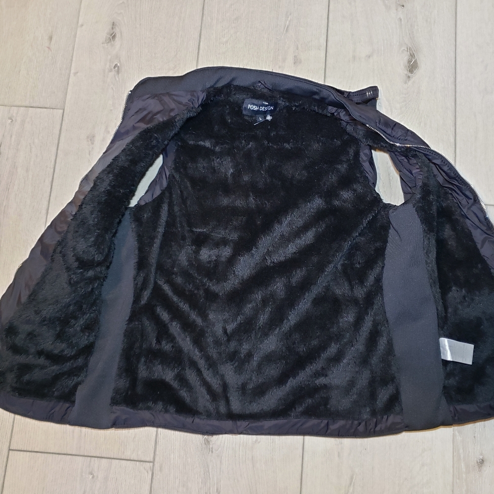 Black Zippered Vest with Pockets Size Small - Picture 6 of 10